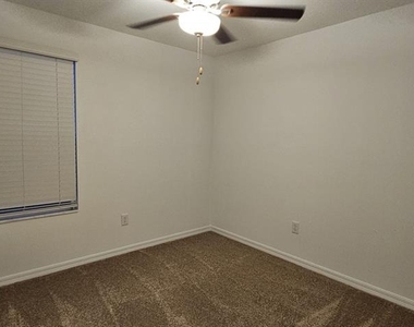 9910 Spanish Lime Court - Photo Thumbnail 13