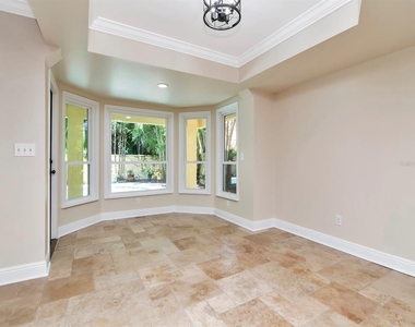 165 Baltic Circle - Photo Thumbnail 21