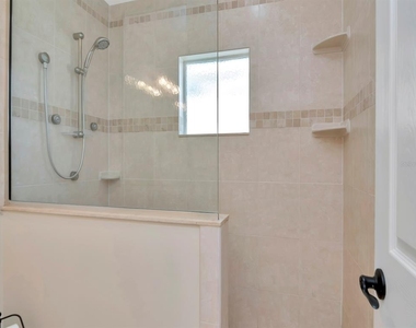 165 Baltic Circle - Photo Thumbnail 37
