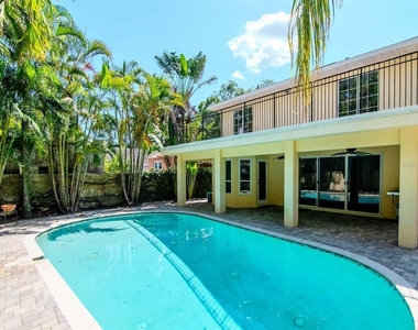 165 Baltic Circle - Photo Thumbnail 57