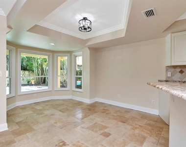 165 Baltic Circle - Photo Thumbnail 20