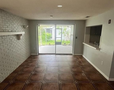 3702 Sail Drive - Photo Thumbnail 8