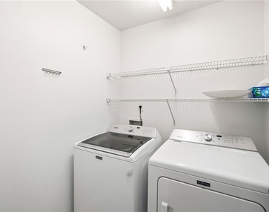 314 Knottwood Court - Photo Thumbnail 7