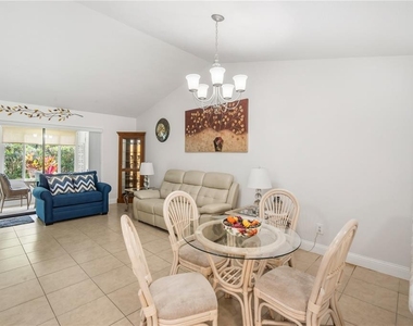 314 Knottwood Court - Photo Thumbnail 8