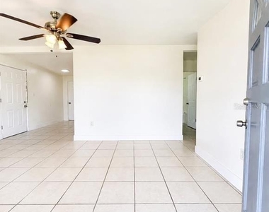 6639 Sandra Drive - Photo Thumbnail 4