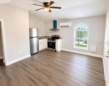 6219 N 43rd Street - Photo Thumbnail 6
