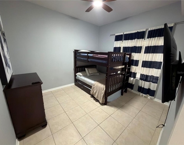 612 Wells Court - Photo Thumbnail 12