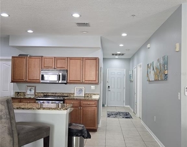 612 Wells Court - Photo Thumbnail 17