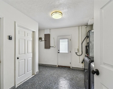 12257 Eldon Drive - Photo Thumbnail 51