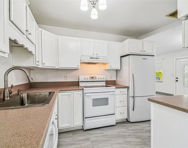 12257 Eldon Drive - Photo Thumbnail 26