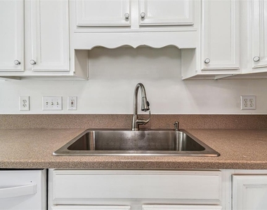 12257 Eldon Drive - Photo Thumbnail 27