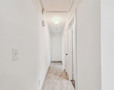 12257 Eldon Drive - Photo Thumbnail 32