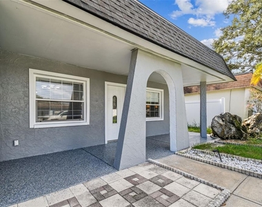 12257 Eldon Drive - Photo Thumbnail 10