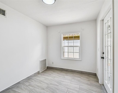 12257 Eldon Drive - Photo Thumbnail 29