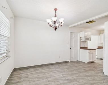 12257 Eldon Drive - Photo Thumbnail 19