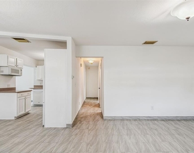 12257 Eldon Drive - Photo Thumbnail 13