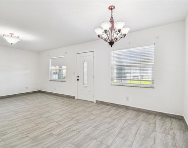 12257 Eldon Drive - Photo Thumbnail 21