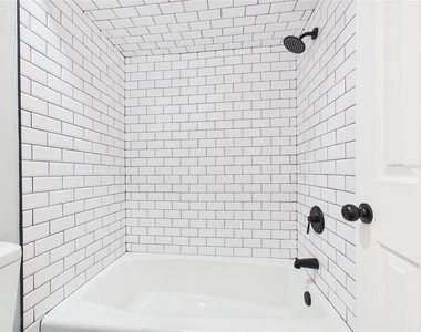 2415 W Jetton Avenue - Photo Thumbnail 25