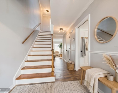 2415 W Jetton Avenue - Photo Thumbnail 2