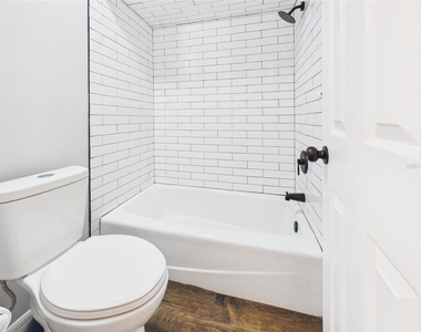 2415 W Jetton Avenue - Photo Thumbnail 17