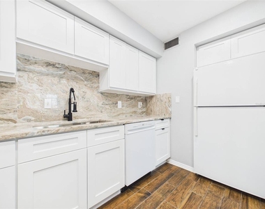 2415 W Jetton Avenue - Photo Thumbnail 10
