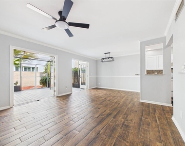 2415 W Jetton Avenue - Photo Thumbnail 5
