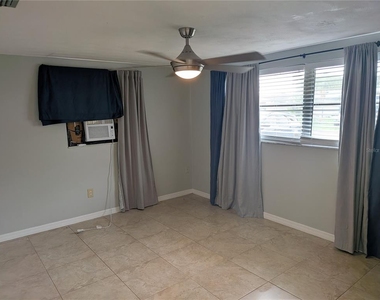 5637 Chipper Drive - Photo Thumbnail 9
