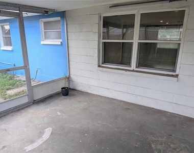 5637 Chipper Drive - Photo Thumbnail 17