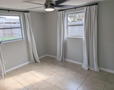 5637 Chipper Drive - Photo Thumbnail 11
