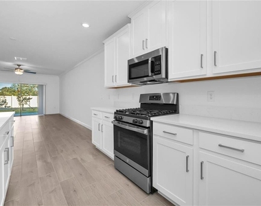 17432 Holly Well Avenue - Photo Thumbnail 20
