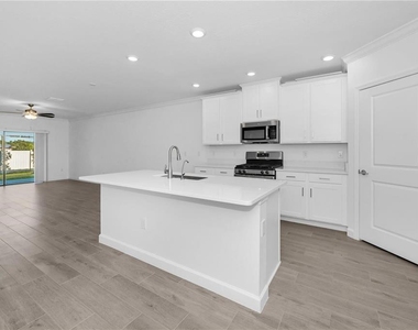 17432 Holly Well Avenue - Photo Thumbnail 12