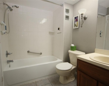 2084 Sunset Grove Lane - Photo Thumbnail 10