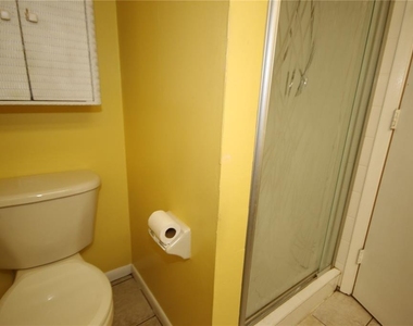 2084 Sunset Grove Lane - Photo Thumbnail 16