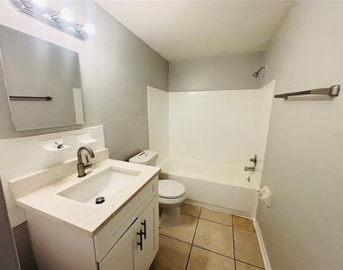 1309 Morris Park - Photo Thumbnail 7