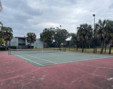 2846 Somerset Park Drive - Photo Thumbnail 14