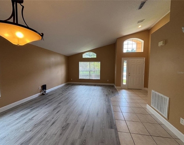2757 Lido Key Drive - Photo Thumbnail 3