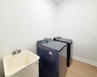 2616 E Cayuga Street - Photo Thumbnail 18