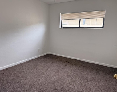 5539 7th Avenue N - Photo Thumbnail 13