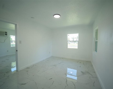 56 B Street - Photo Thumbnail 4