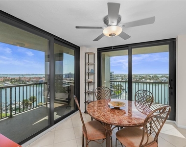 1660 Gulf Boulevard - Photo Thumbnail 23