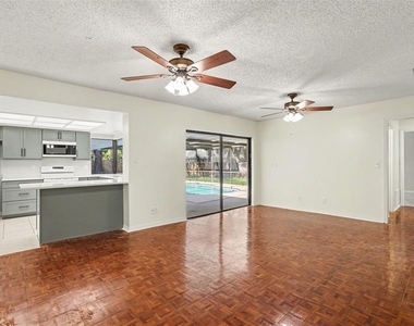 648 Bua Drive - Photo Thumbnail 8