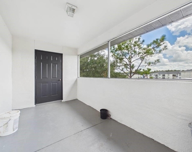 16337 Enclave Village Drive - Photo Thumbnail 24