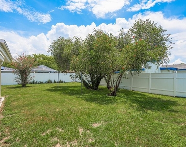 5646 Festivo Drive - Photo Thumbnail 24