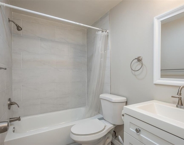 5646 Festivo Drive - Photo Thumbnail 17