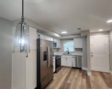 281 Gardner Lane - Photo Thumbnail 12