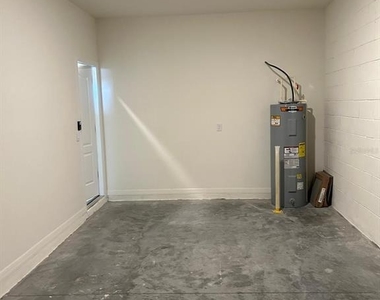2184 Tay Wes Drive - Photo Thumbnail 10