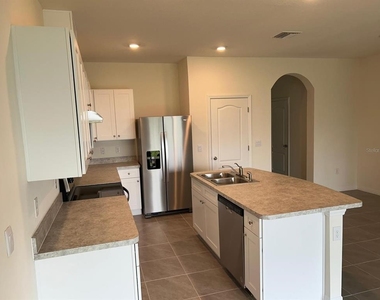 2184 Tay Wes Drive - Photo Thumbnail 11