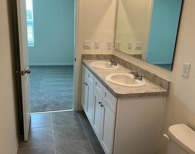 2184 Tay Wes Drive - Photo Thumbnail 23