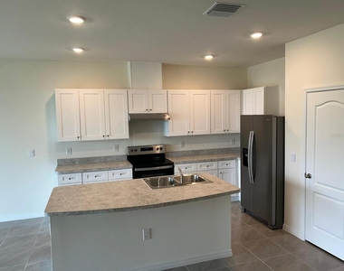 2184 Tay Wes Drive - Photo Thumbnail 9