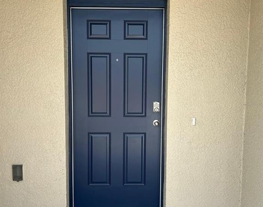 2184 Tay Wes Drive - Photo Thumbnail 2